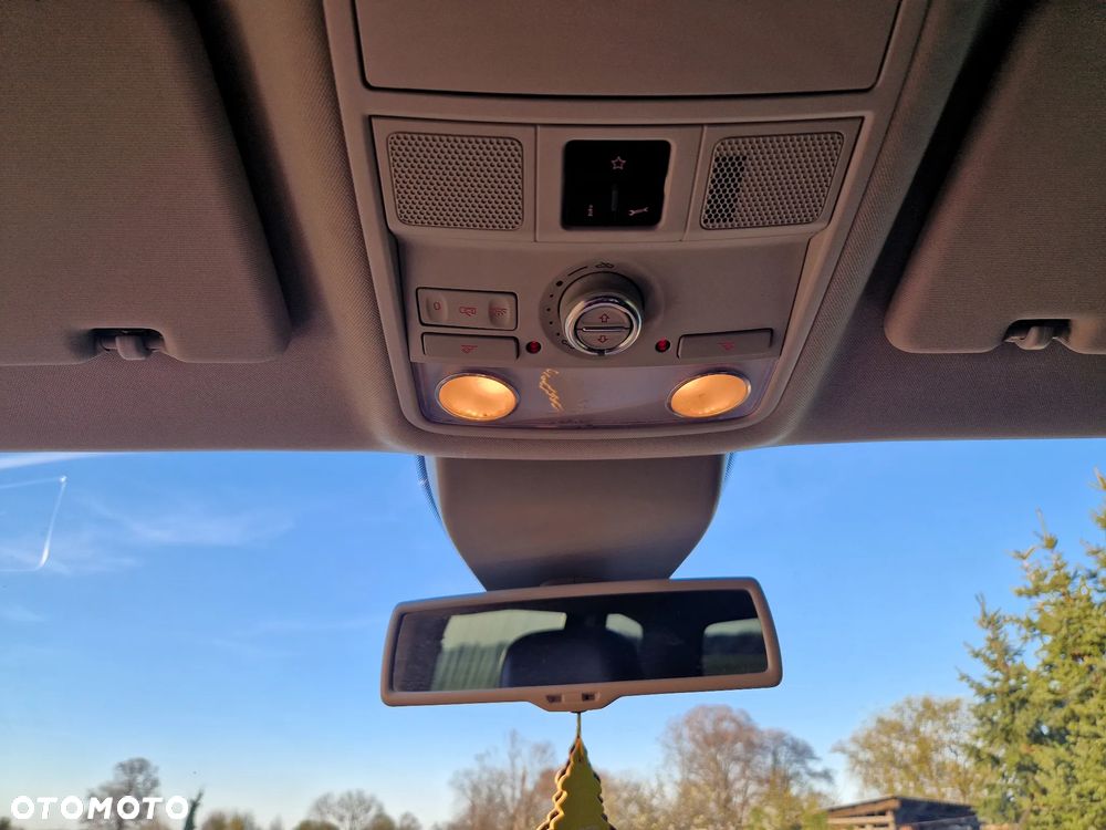 Volkswagen Sharan 2.0 TDI DSG (BlueMotion Technology) Highline - 10