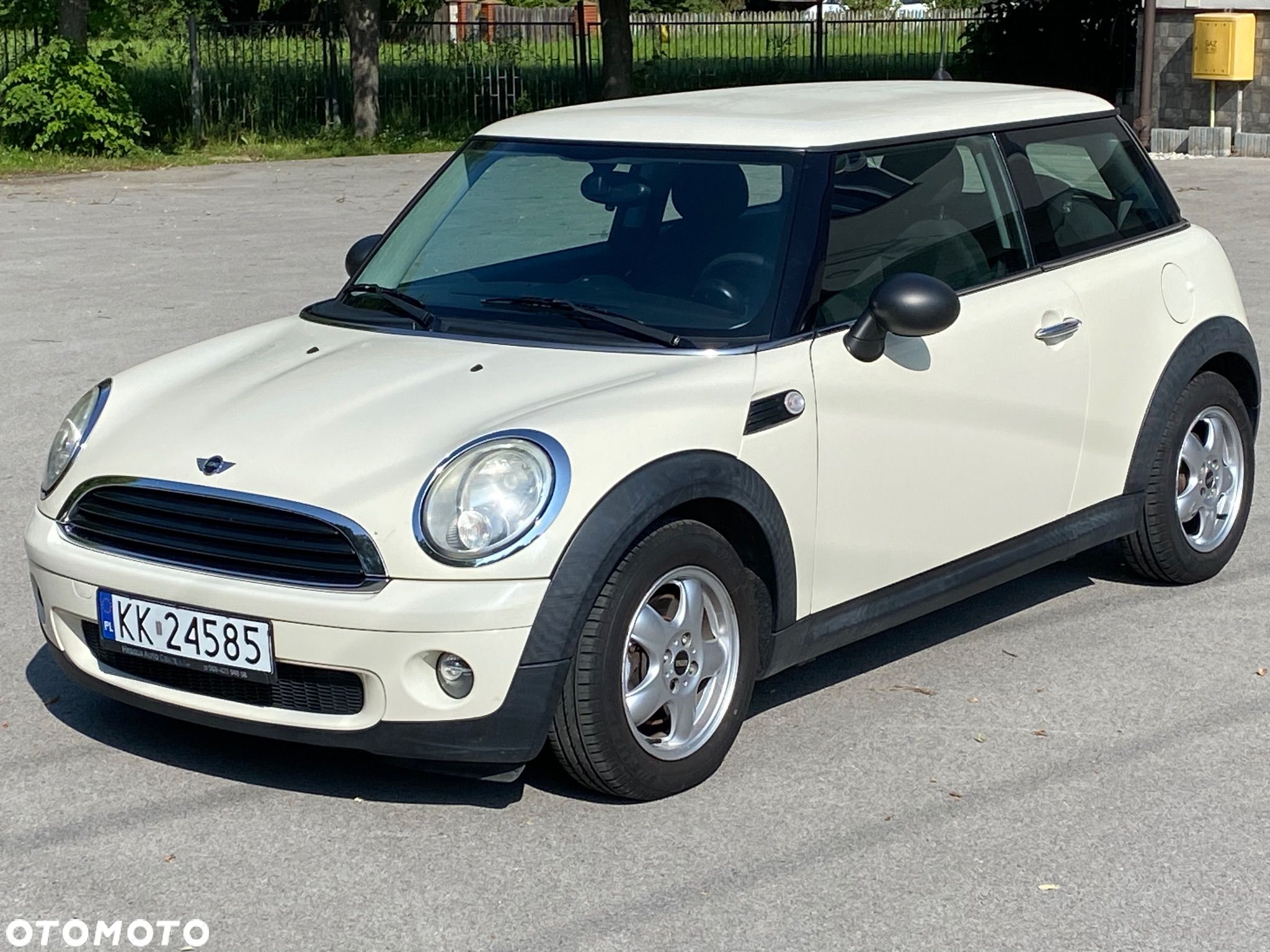 MINI ONE Standard - 1