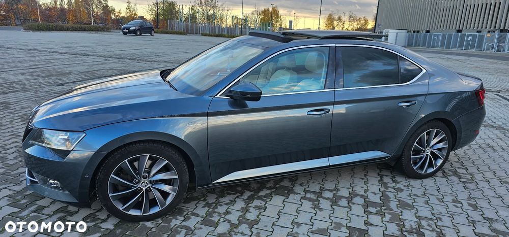 Skoda Superb 2.0 TSI 4x4 L&K DSG - 17