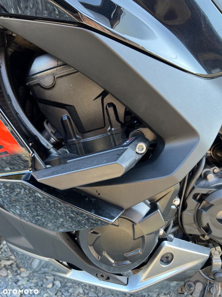 Kawasaki Ninja 1000 SX - 11