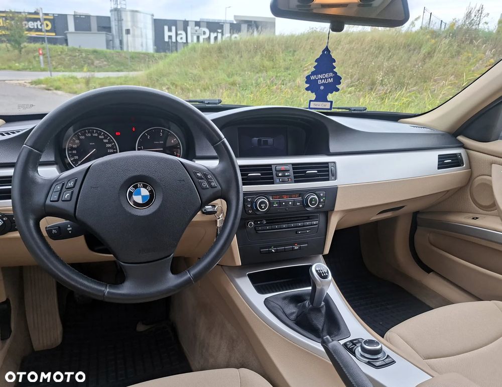 BMW Seria 3 318d DPF Edition Exclusive - 10