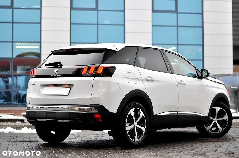 Peugeot 3008 1.2 PureTech GPF Allure S&S EAT8 - 14