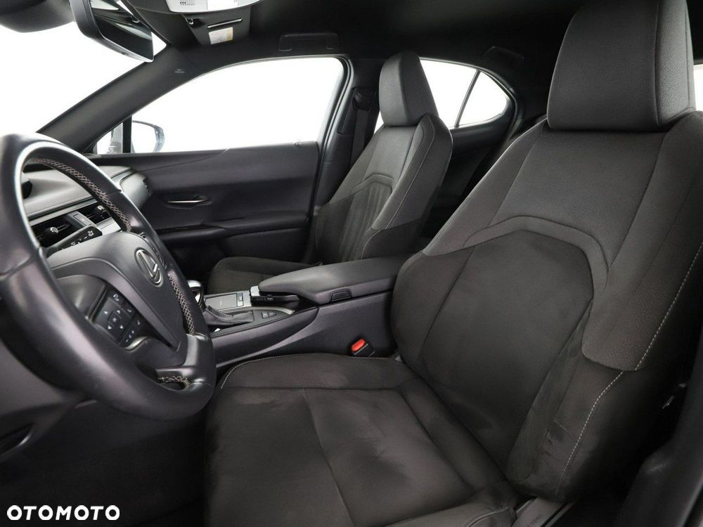 Lexus UX 250h GPF Business 2WD - 14