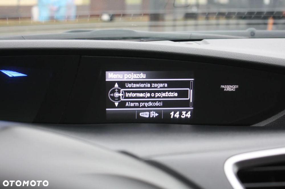 Honda Civic 1.8 Executive i-SHIFT - 21