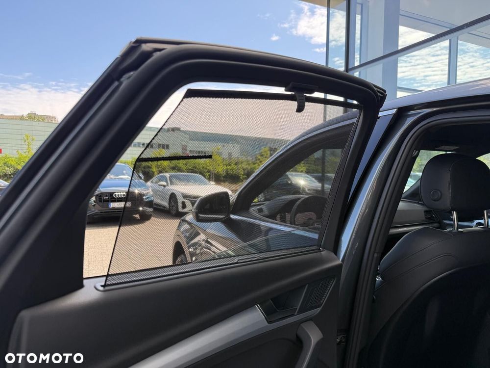 Audi Q5 Sportback - 25