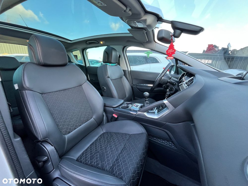 Peugeot 3008 HDi 115 Allure - 15