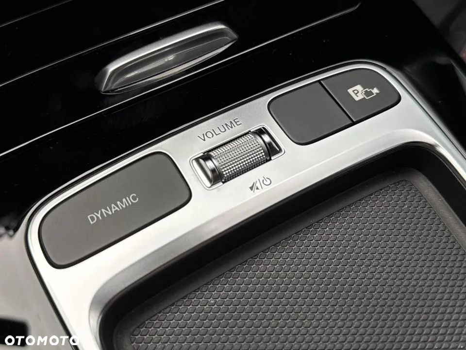 Mercedes-Benz CLA 180 AMG Line 7G-DCT - 19