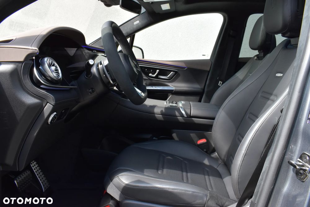 Mercedes-Benz EQE AMG 43 4Matic AMG Premium - 12
