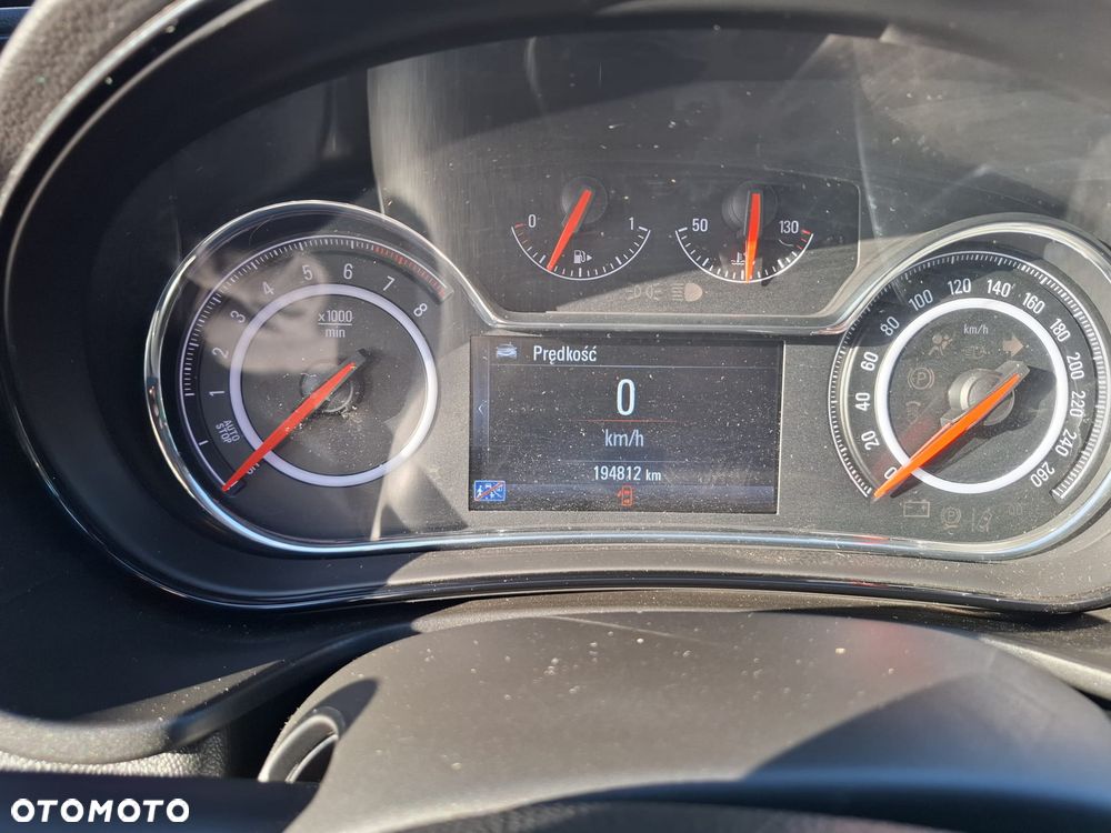 Opel Insignia 1.4 T Cosmo S&S - 17