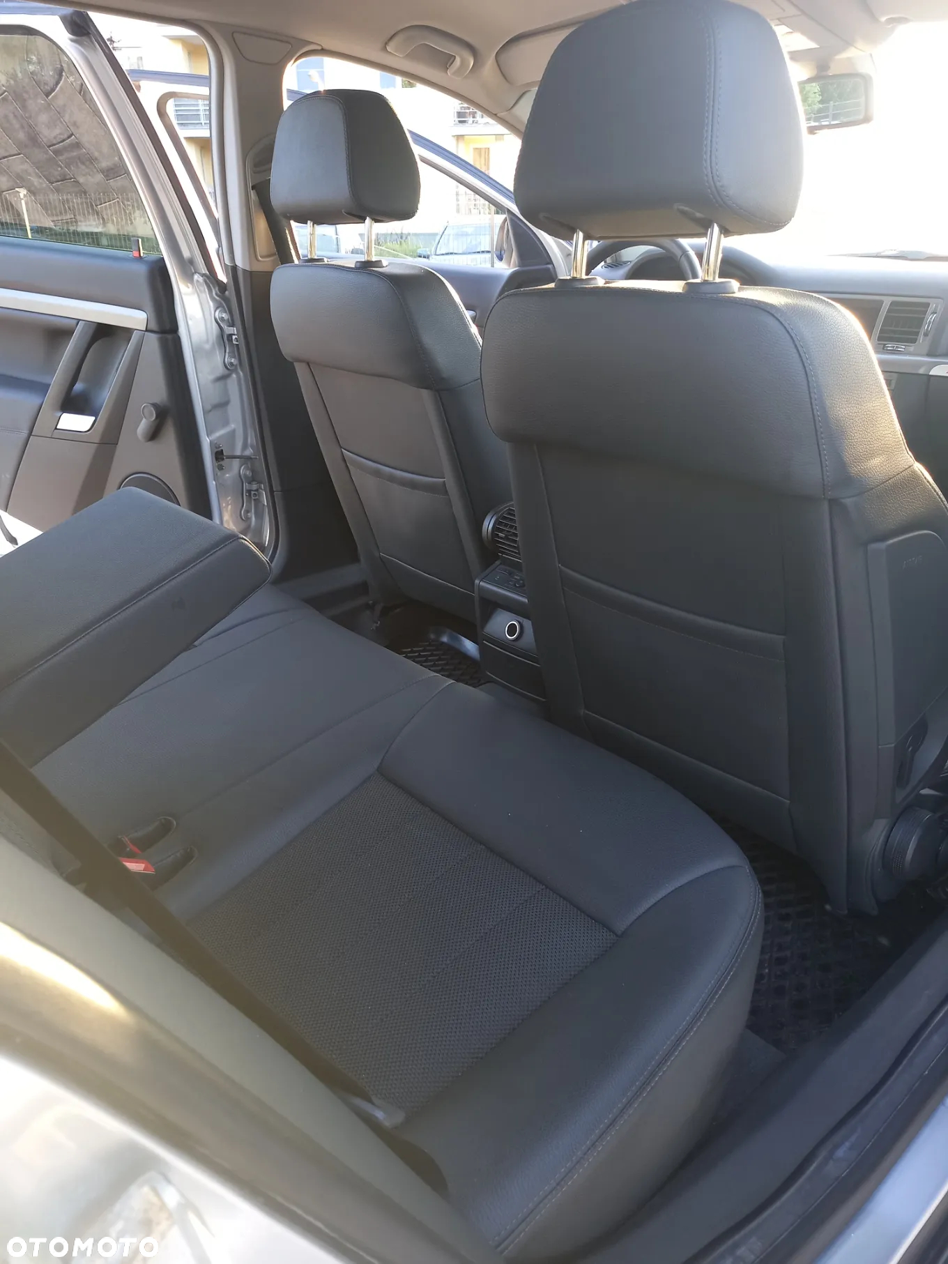 Opel Vectra 1.9 CDTI Cosmo - 11