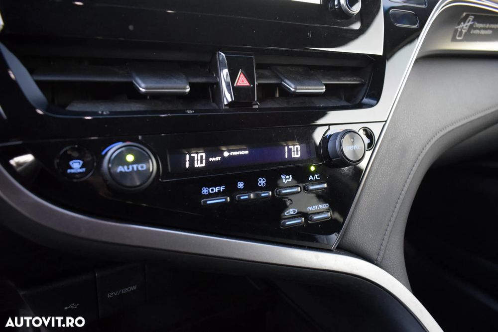 Toyota Camry Business Edition - 19