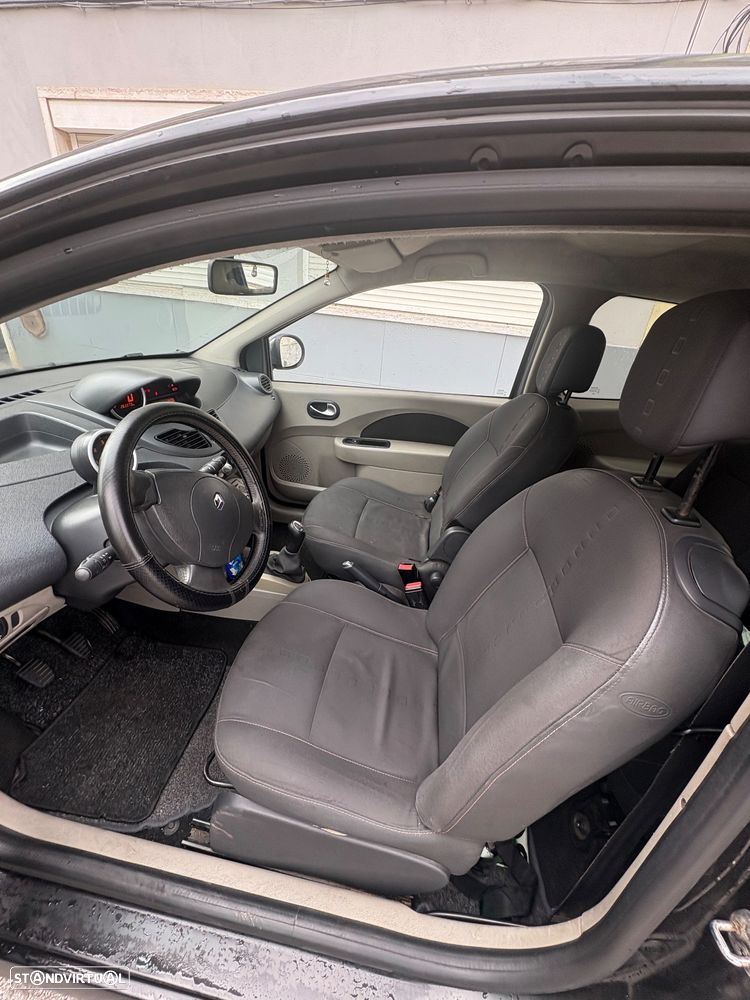 Renault Twingo 1.5 dCi Dynamique S - 9