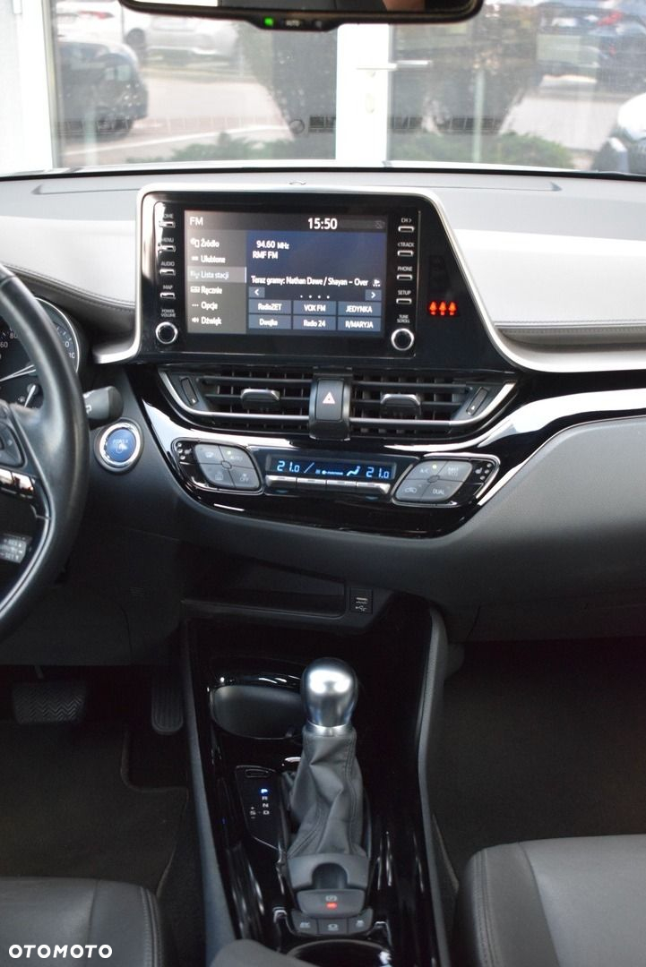 Toyota C-HR 2.0 Hybrid Executive - 17