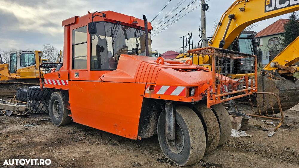 Caterpillar CAT PS 300 Cilindru compactor Polipneu - 5