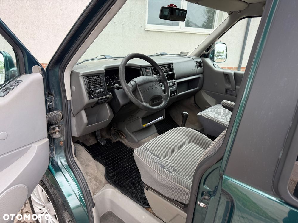Volkswagen Multivan D - 5