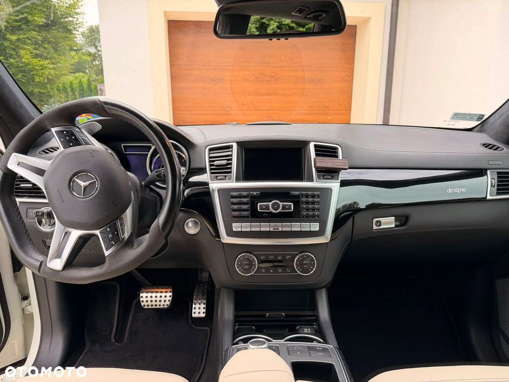 Mercedes-Benz GL 63 AMG - 9