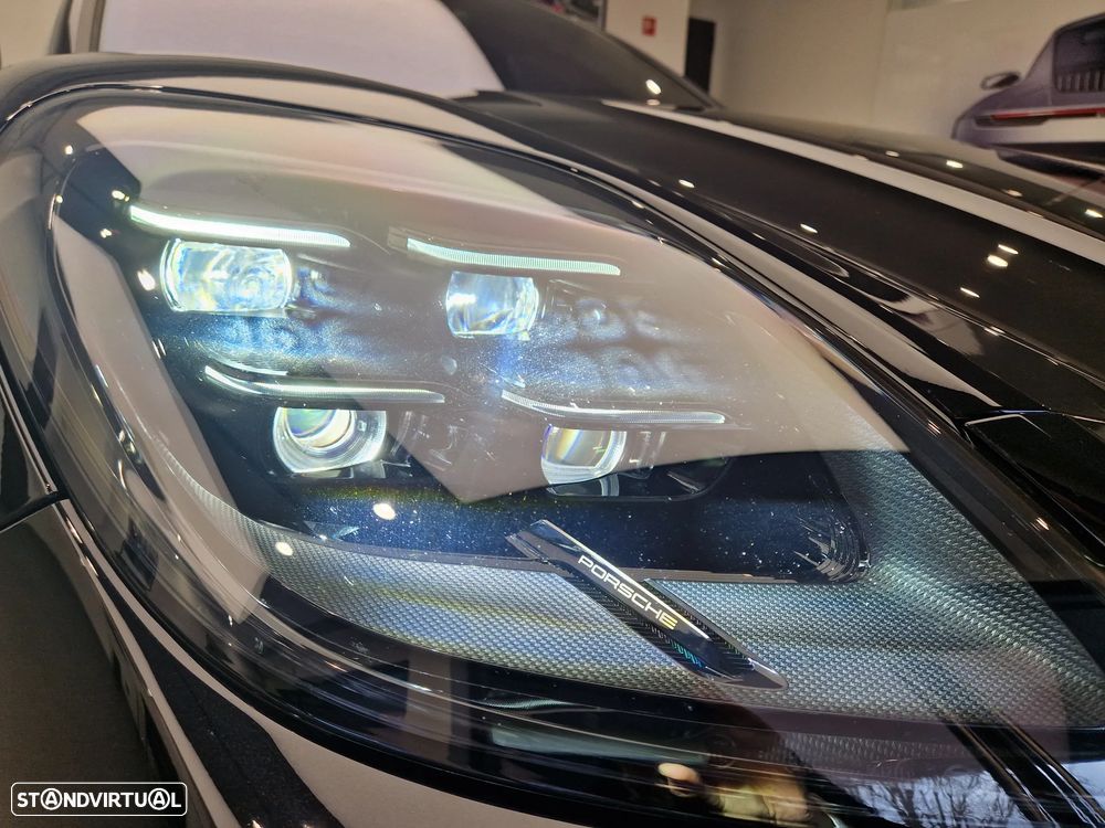 Porsche Panamera 4S E-Hybrid - 12