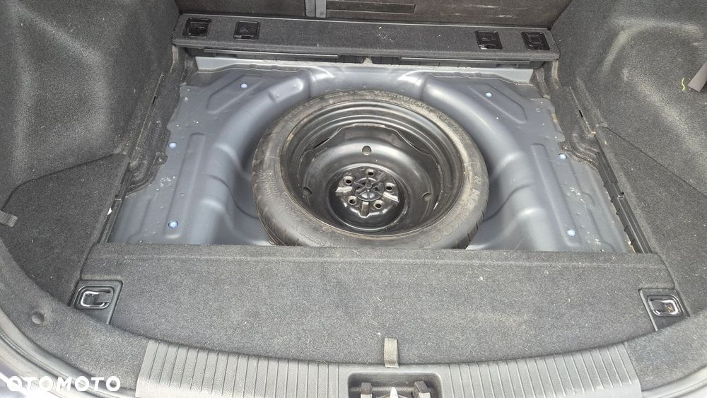 Hyundai i30 1.4 Classic + - 26