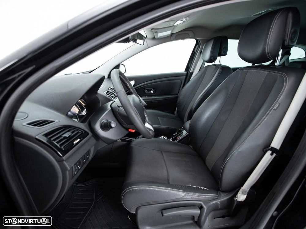 Renault Mégane Sport Tourer - 8