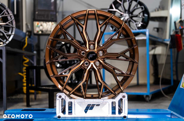 Felgi aluminiowe 19x8.5 5x112 ET30 Japan Racing JR49