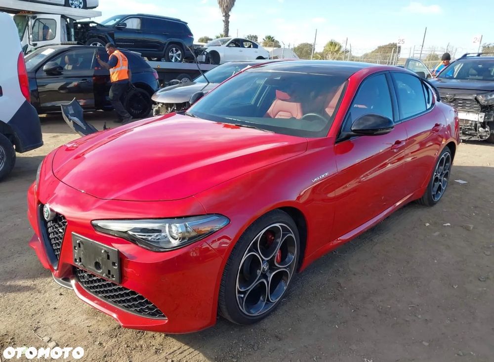 Alfa Romeo Giulia 2.0 Turbo 16V AT8 Veloce Ti - 1
