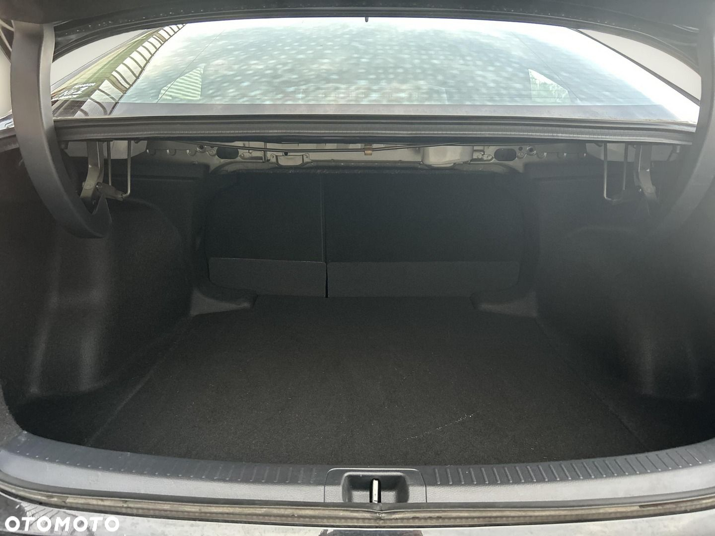 Toyota Corolla 1.8 Hybrid Comfort - 10