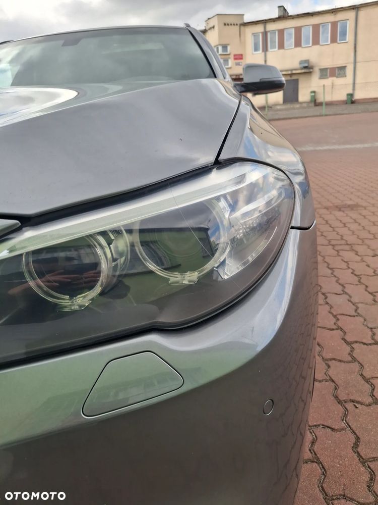 BMW Seria 5 530d xDrive - 23