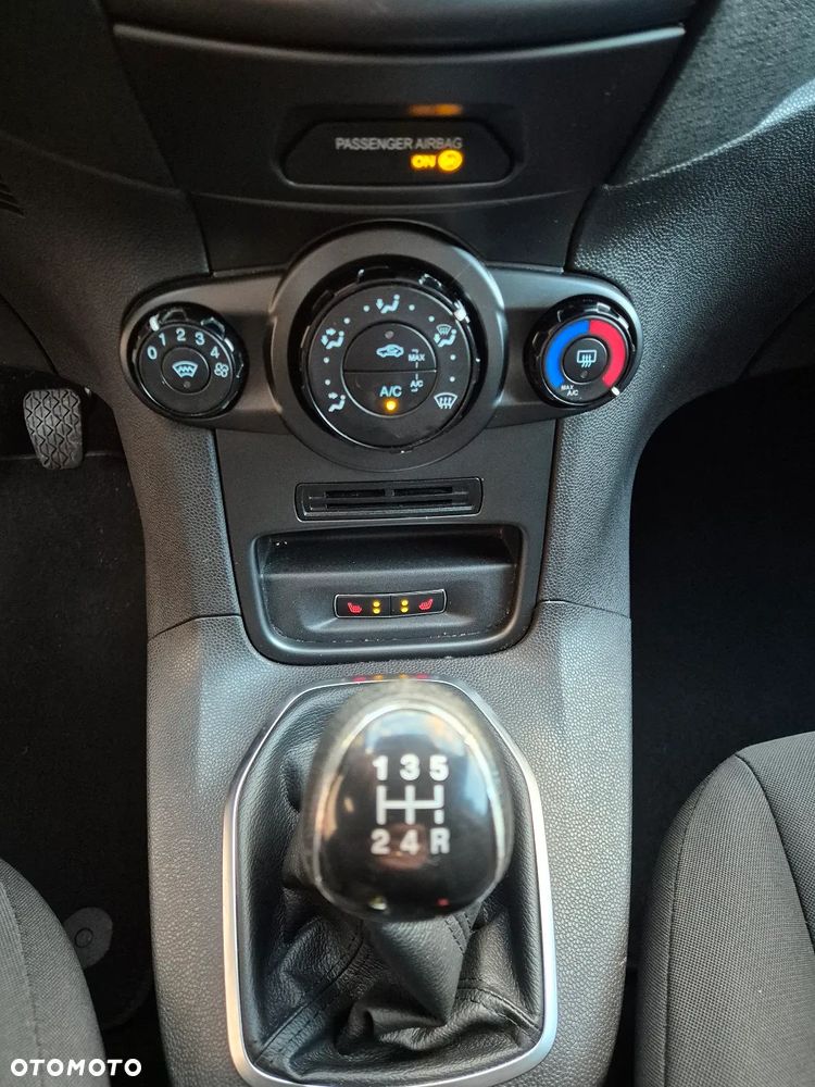 Ford Fiesta - 20