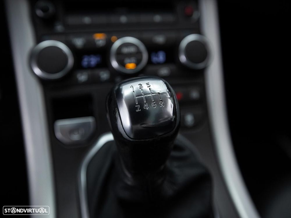 Land Rover Range Rover Evoque - 19