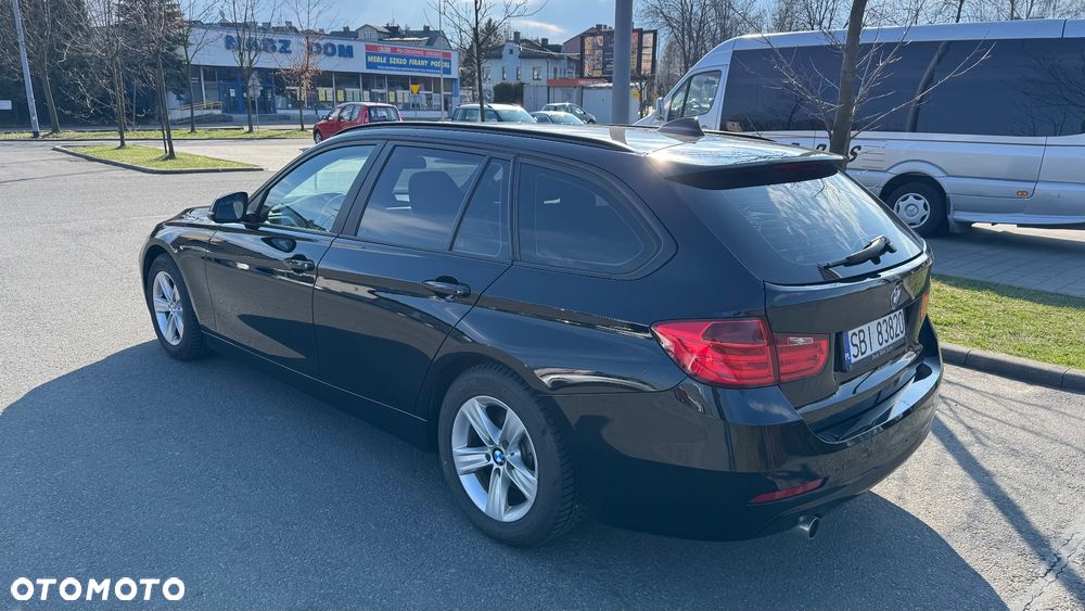 BMW Seria 3 318d - 3