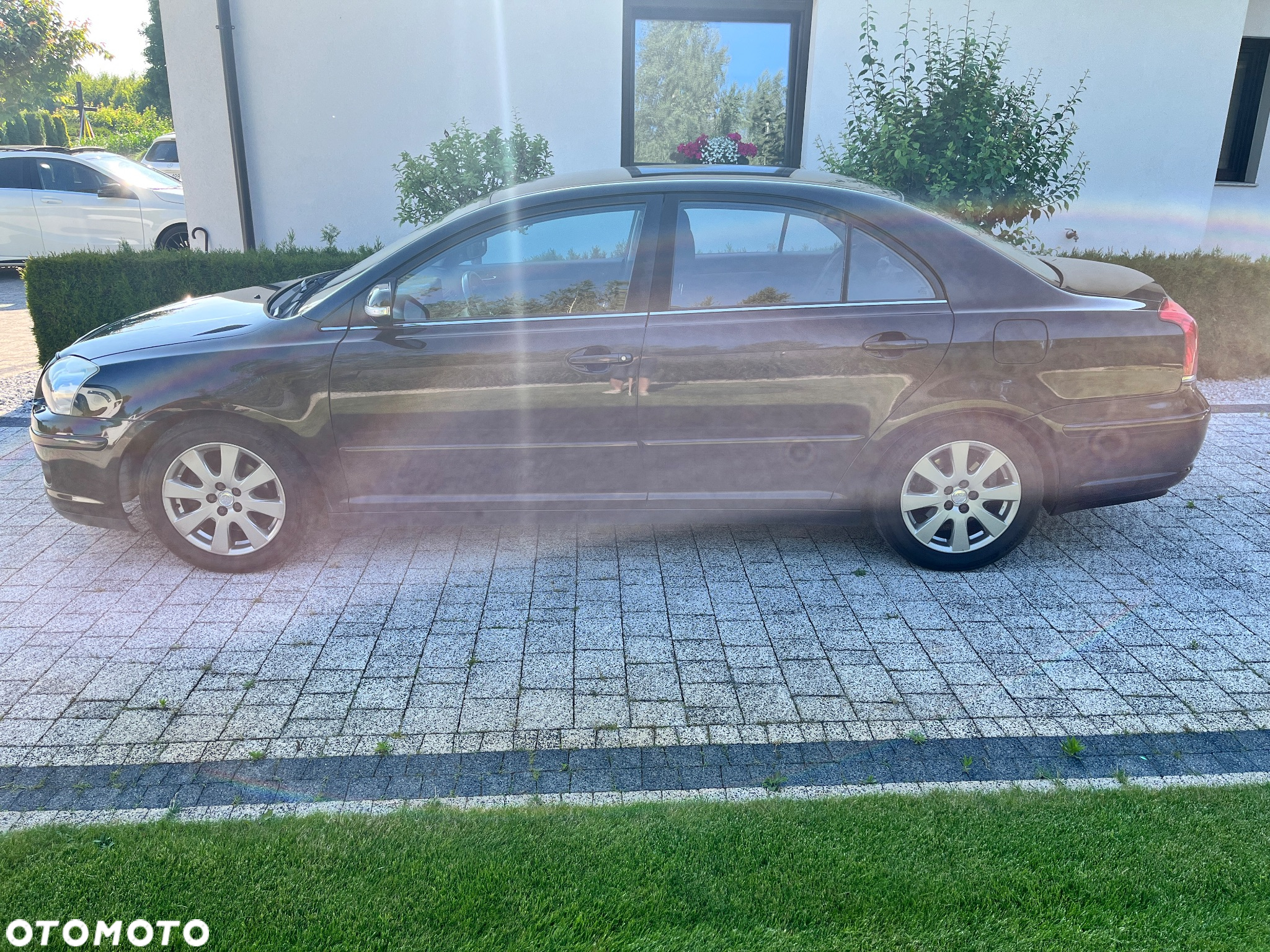 Toyota Avensis 1.8 VVT-i Sol - 4