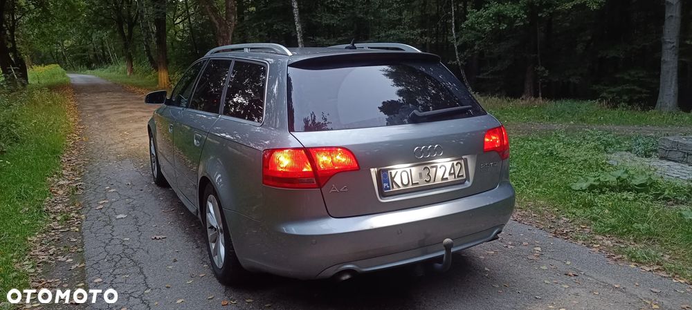 Audi A4 Avant - 1