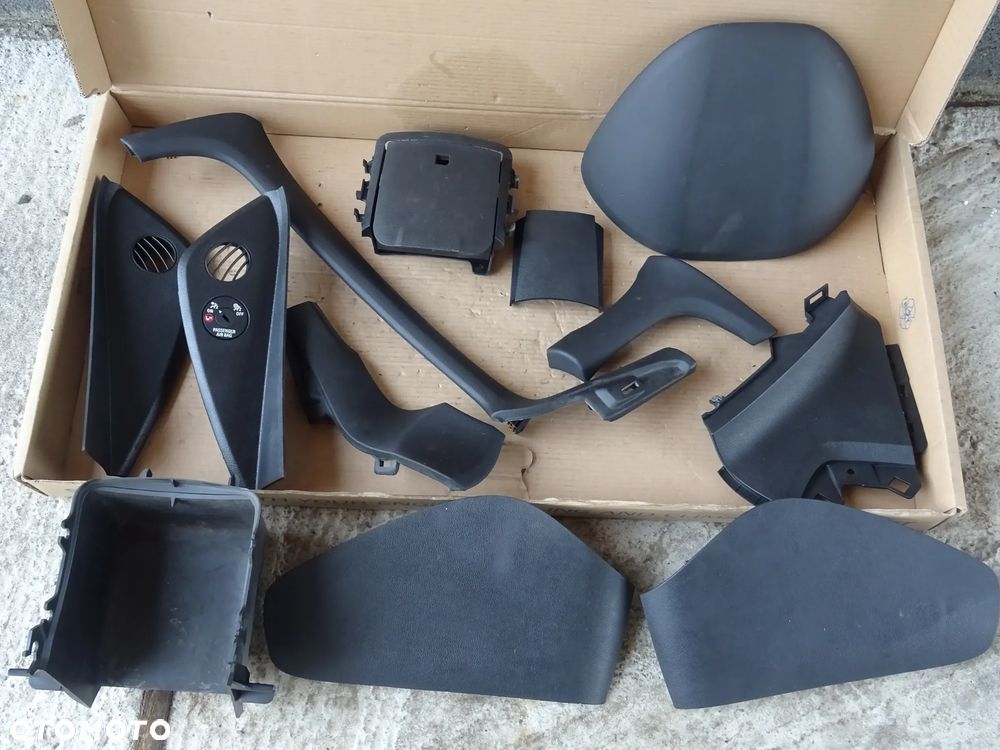 OPEL ZAFIRA C TOURER TAPICERKA BOCZEK LISTWA PRÓG DEKOR MASKOWNICA OSŁONA PANEL WYKŁADZINA - 16