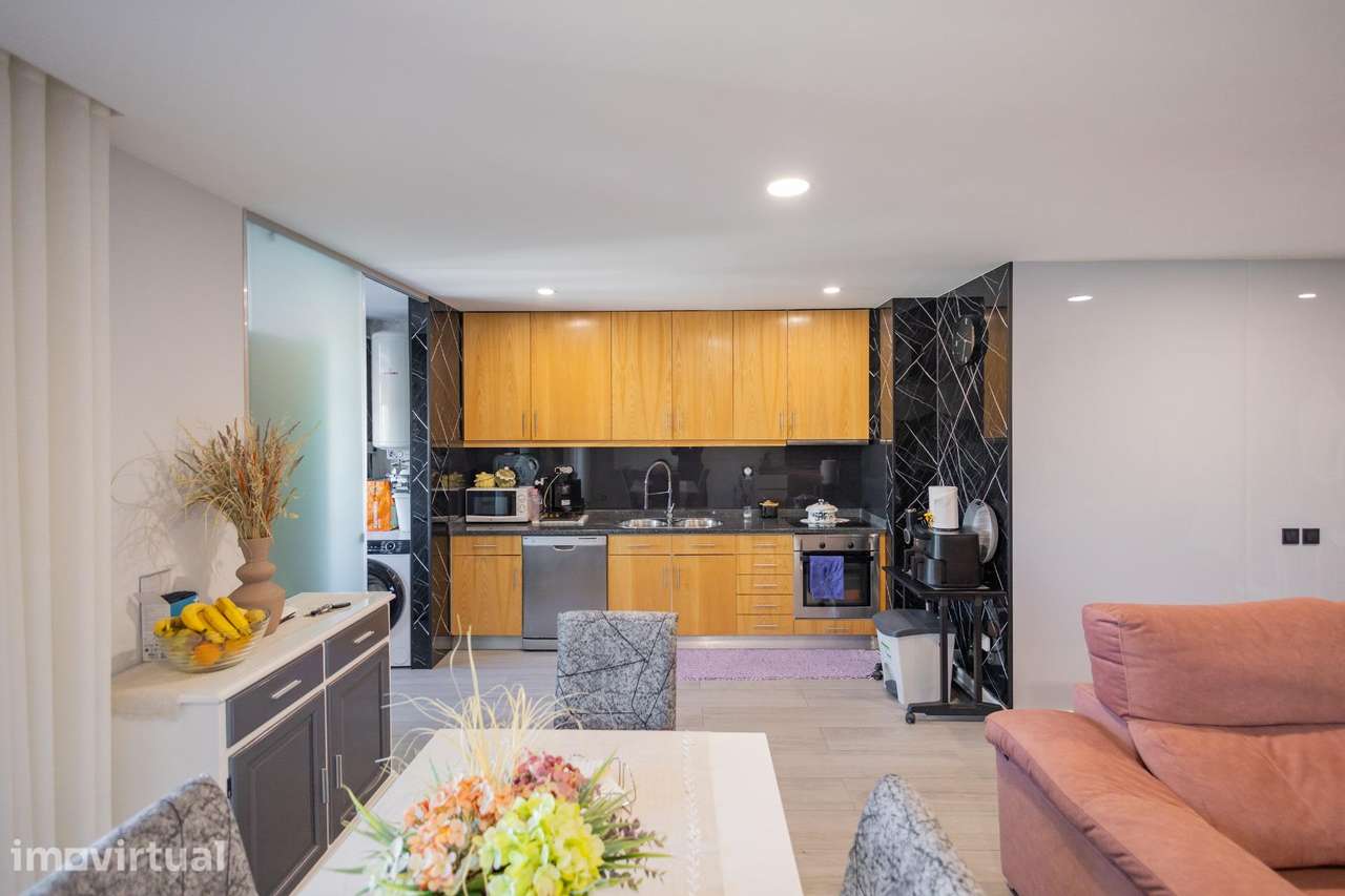 Apartamento T2- Oliveira do Douro - Grande imagem: 3/26
