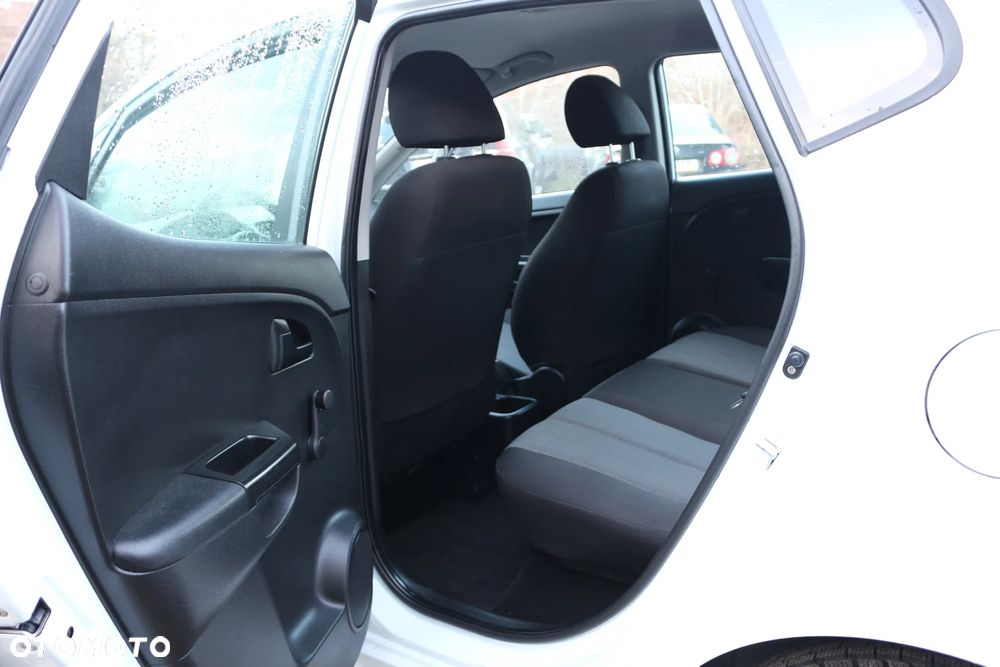 Kia Venga 1.4 CVVT Spirit - 10