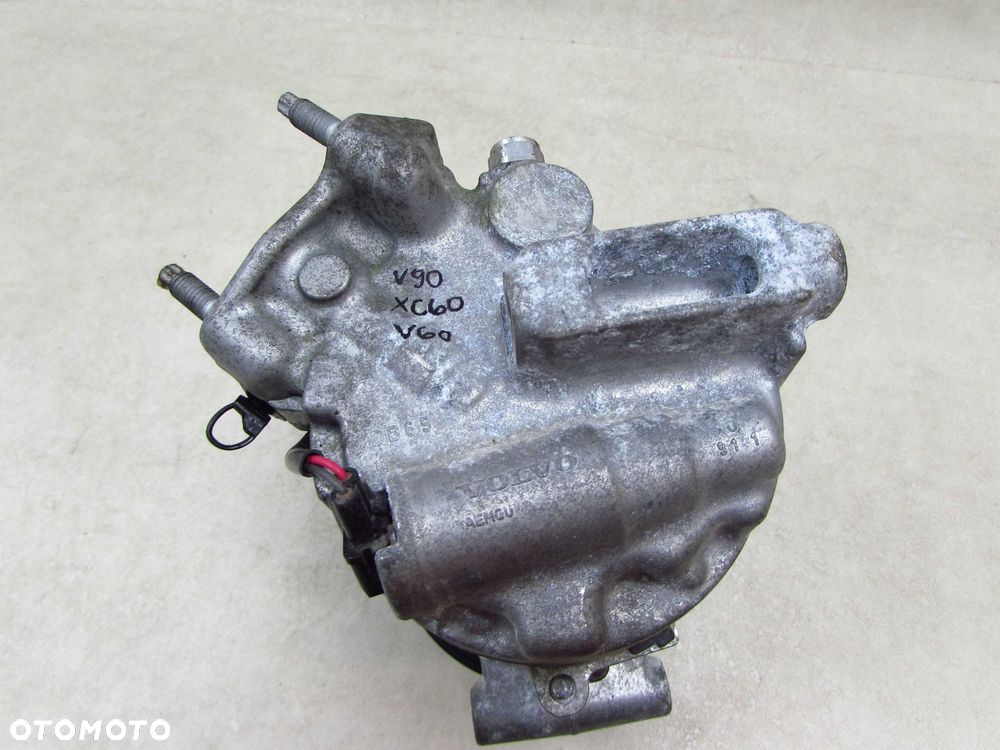 VOLVO V60 S60 V90 S90 XC40 MILD HYBRID HYBRYDA SPREZARKA KOMPRESOR KLIMATYZACJI 32275742 447110-0770 - 10