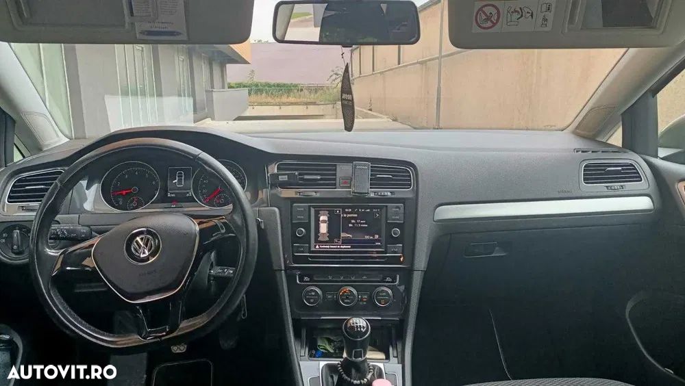 Volkswagen Golf 1.0 TSI Trendline - 4