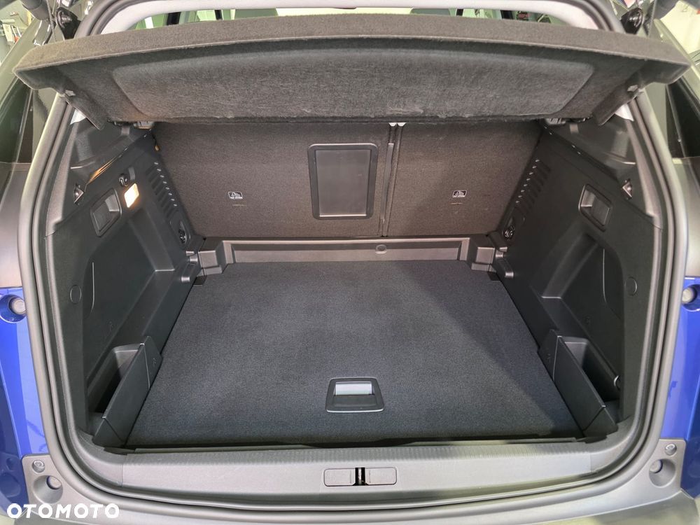 Peugeot 3008 1.6 PureTech GPF Allure S&S EAT8 - 22