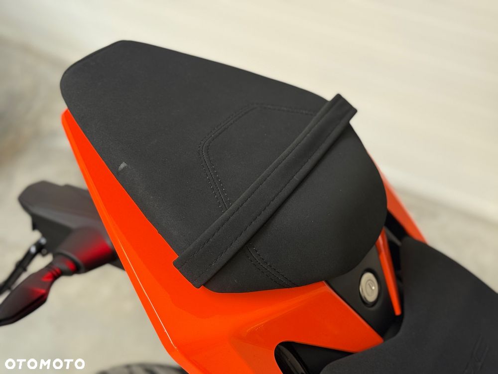 KTM RC 125 - 19