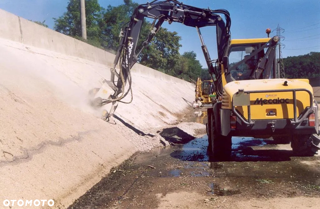 Frezarka do asfaltu SIMEX PLB450 dla koparek 8-13 ton - 3