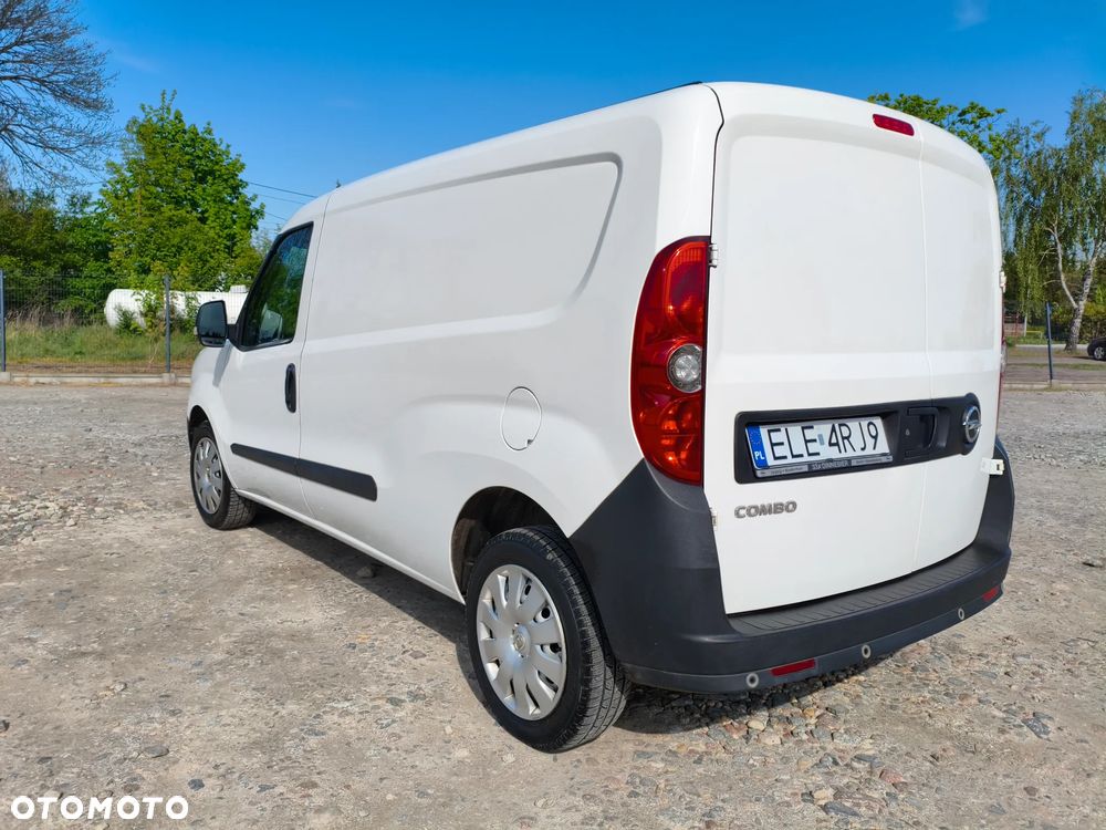Opel COMBO D-VAN !!! Jak NOWY!! Maxi L2H1 !! 100% PEWNY!!! - 3