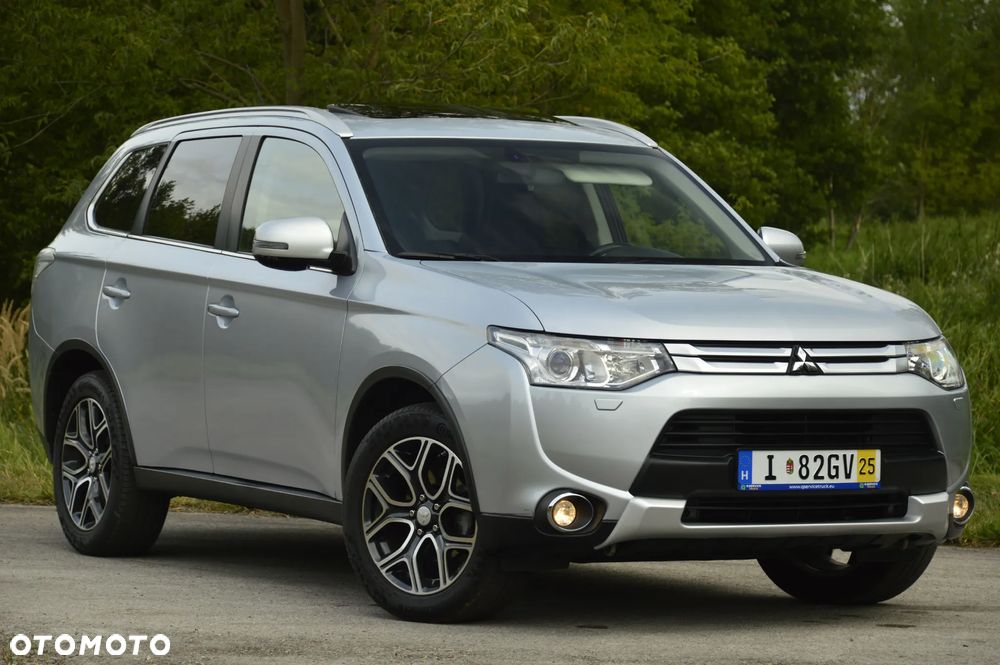 Mitsubishi Outlander 2.0 Intense + Navi 4WD CVT - 1