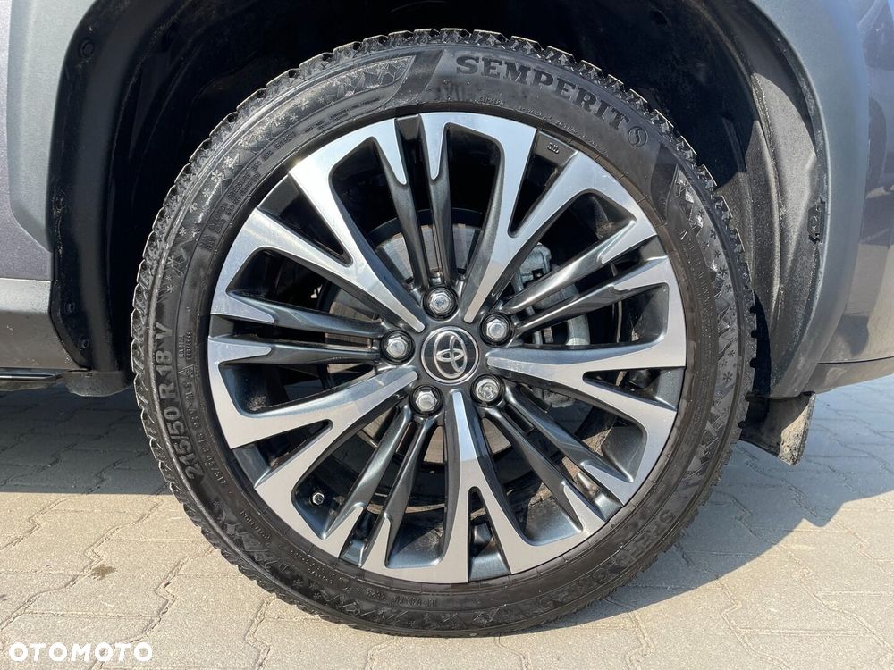 Toyota Yaris Cross - 17