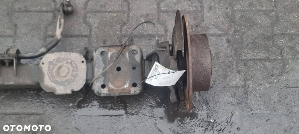 BELKA / SANKI TYŁ RENAULT MASTER III PIASTY - 5