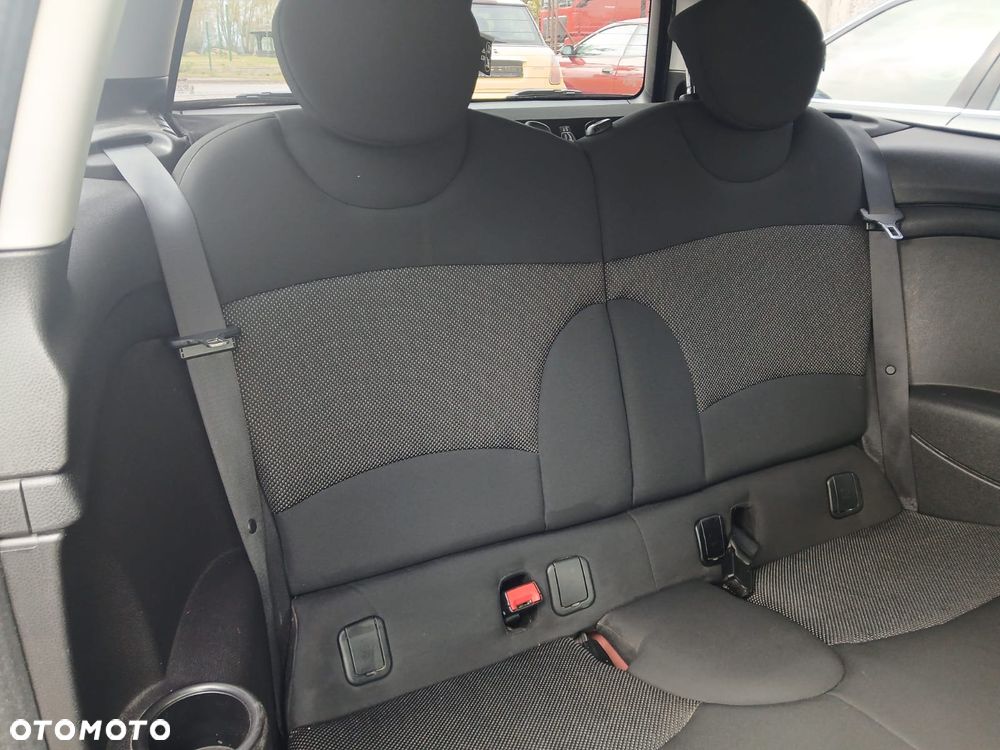 MINI Clubman - 12