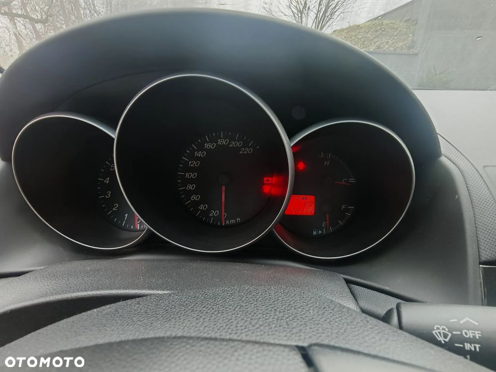 Mazda 3 - 10
