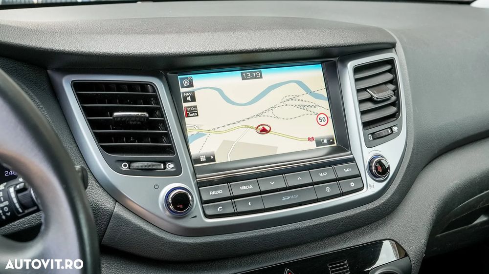 Hyundai Tucson 2.0 CRDI 2WD Style - 13