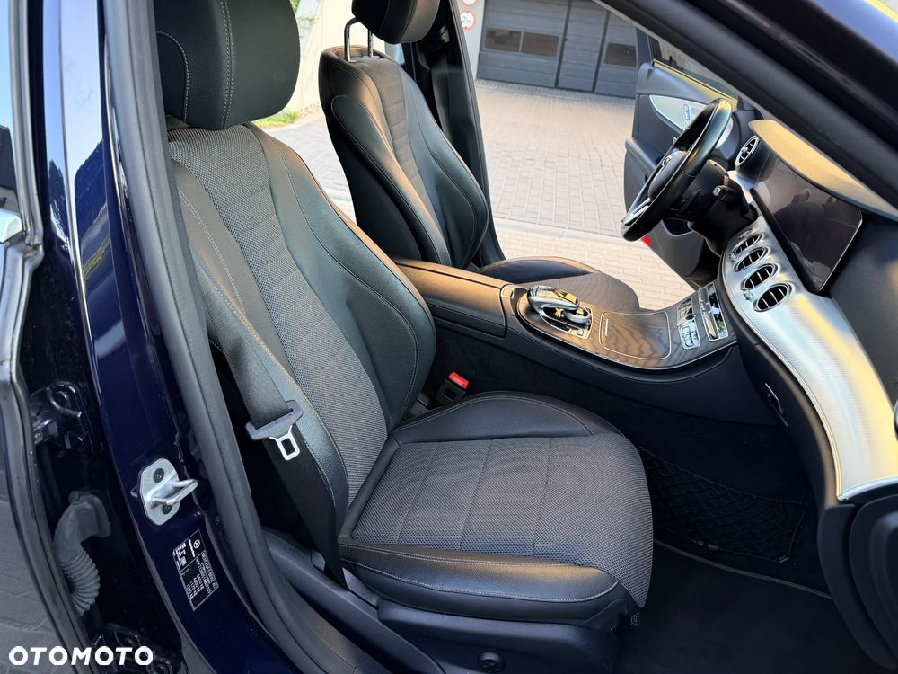 Mercedes-Benz Klasa E 220 d 4-Matic Avantgarde - 15