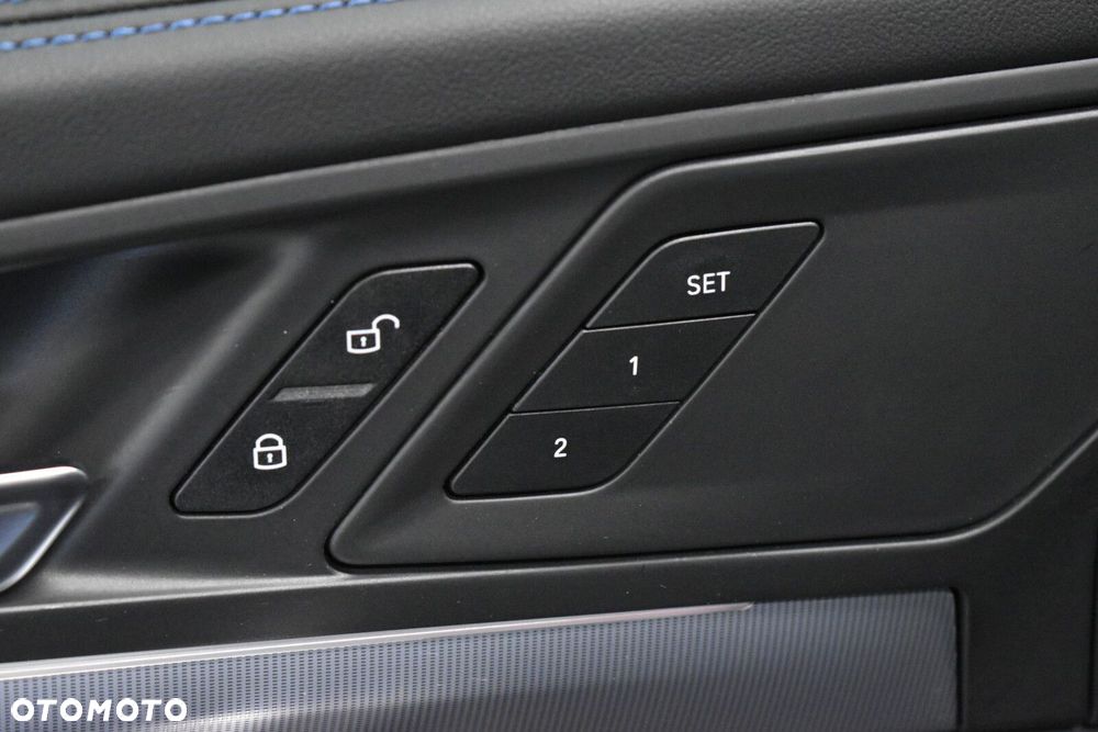 BMW X1 - 8