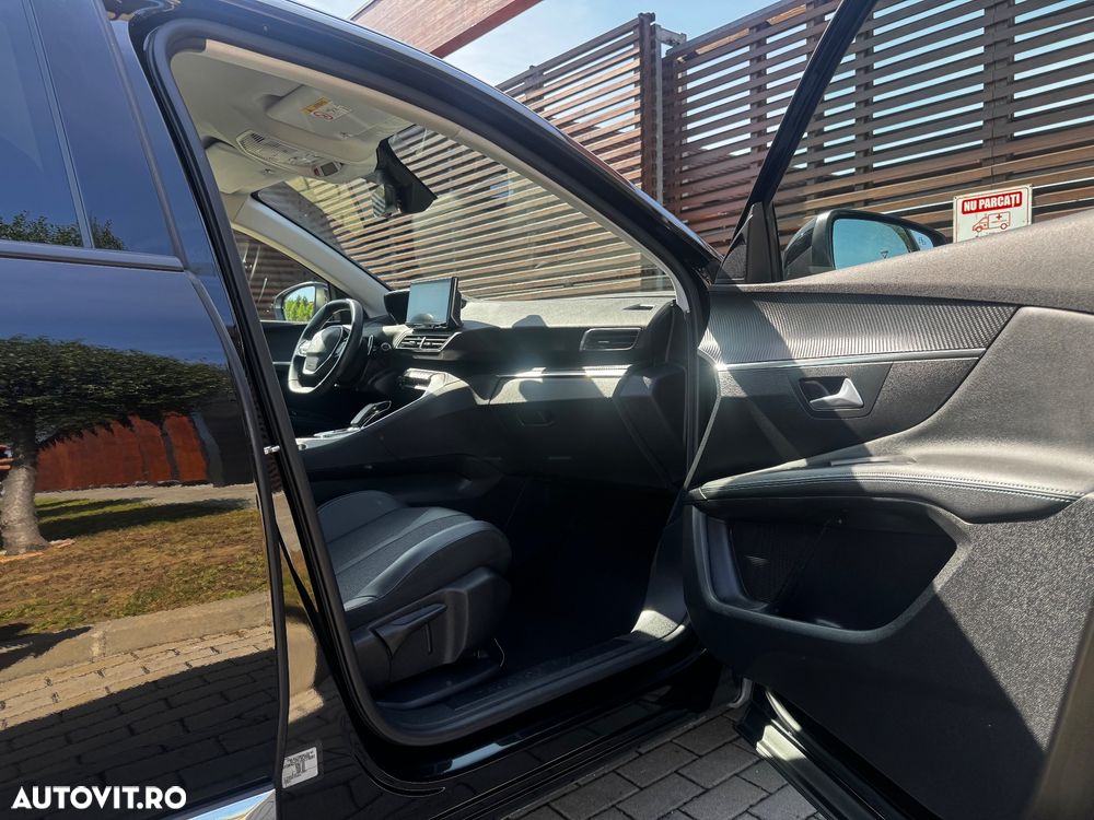 Peugeot 3008 225 e-EAT8 Allure Pack - 24